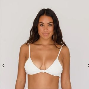 SKATIE demi top in honeymoon